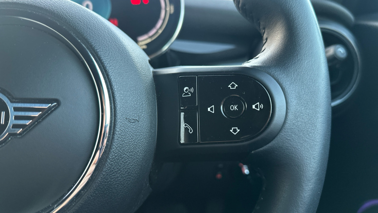 MINI Hatchback 135kW Cooper S Level 2 33kWh 3dr Auto Electric Hatchback